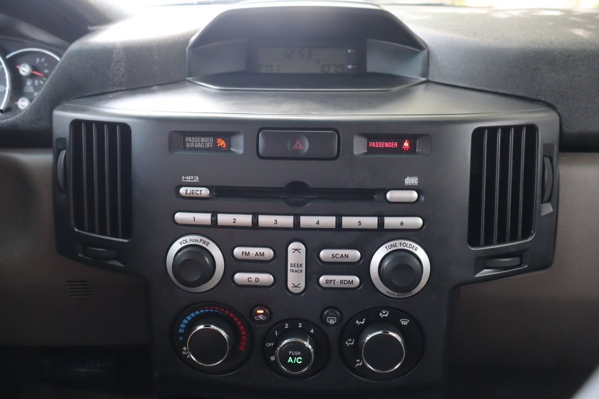 Used 2008 Mitsubishi Endeavor LS AWD/4WD image 32
