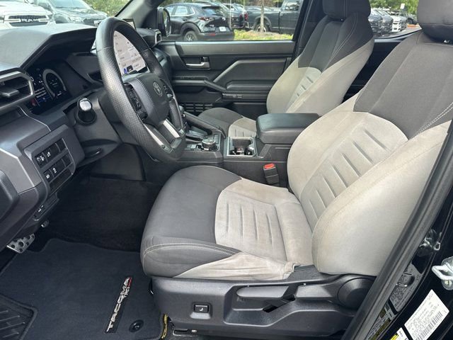 Used 2024 Toyota Tacoma TRD Sport image 10