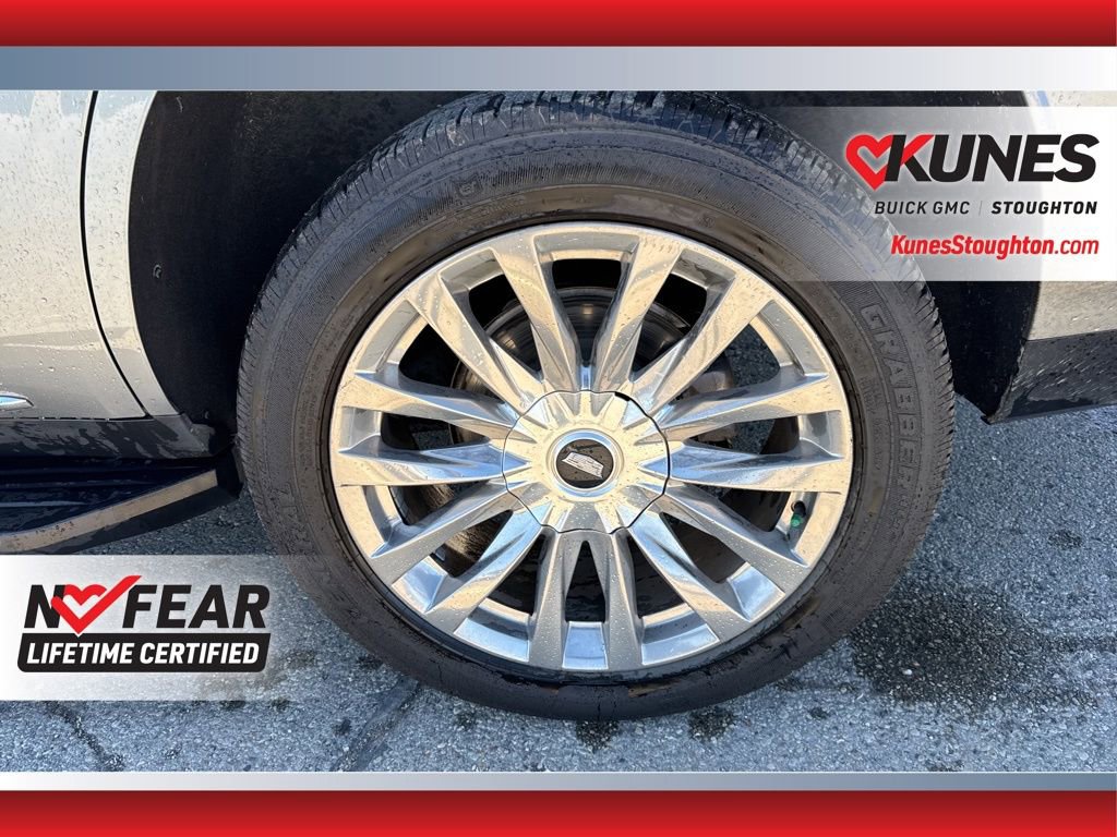 Used 2023 Cadillac Escalade Premium Luxury image 18