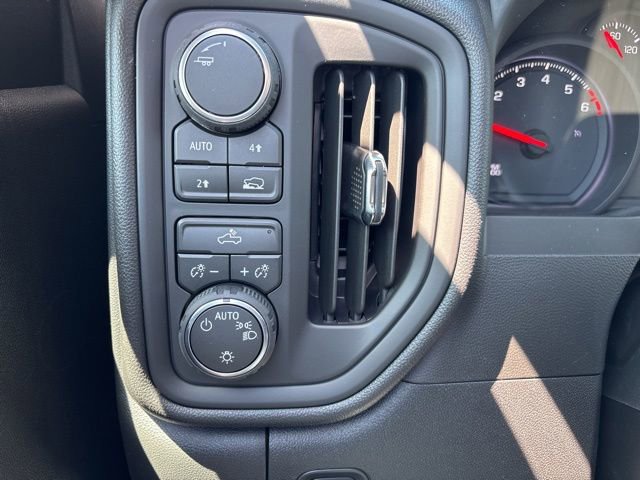 New 2026 Chevrolet Silverado 1500 Custom AWD/4WD image 19