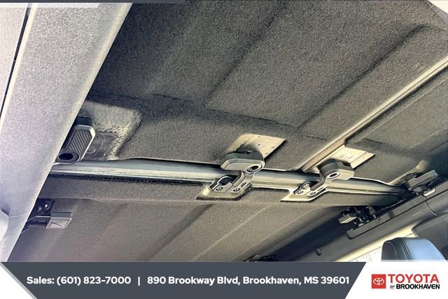 Used 2024 Ford Bronco Wildtrak image 16