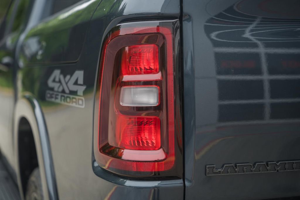 New 2026 RAM 1500 Laramie AWD/4WD image 7