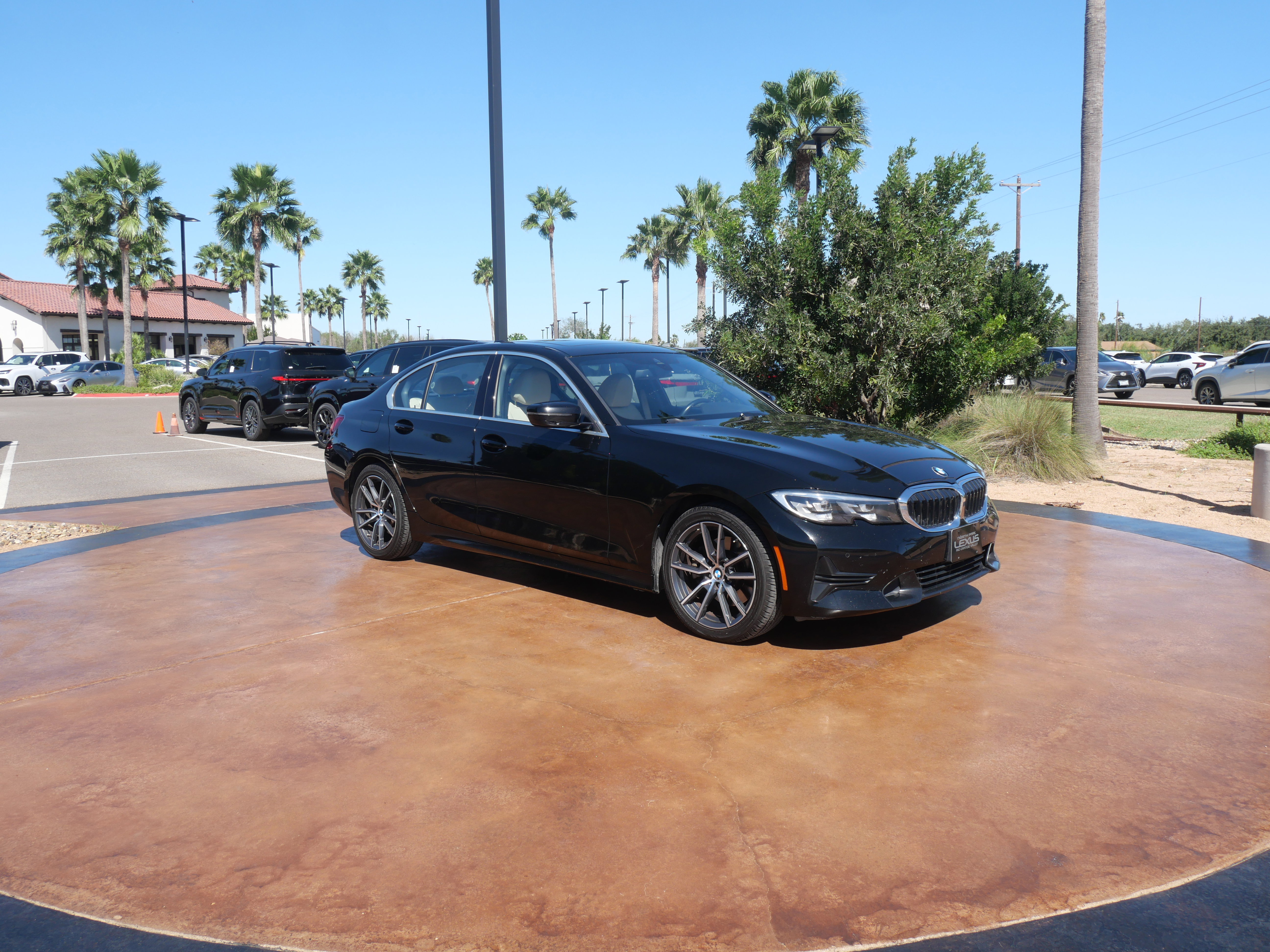 Used 2019 BMW 330i Sedan w/ Driving Assistance Package video 1