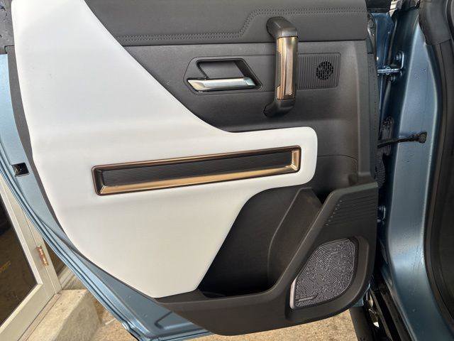 New 2024 GMC Hummer EV 3X w/ Omega Edition AWD/4WD image 13