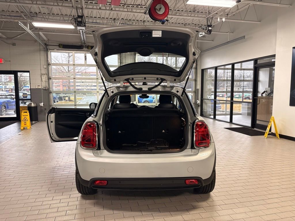 Used 2022 MINI Cooper SE image 33
