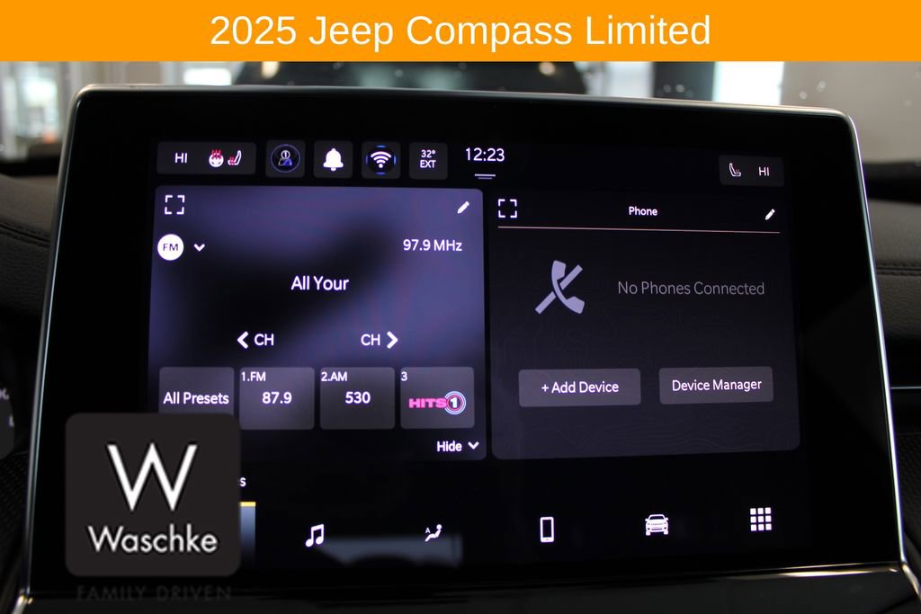 Used 2025 Jeep Compass Limited w/ Sun & Sound Group AWD/4WD image 44