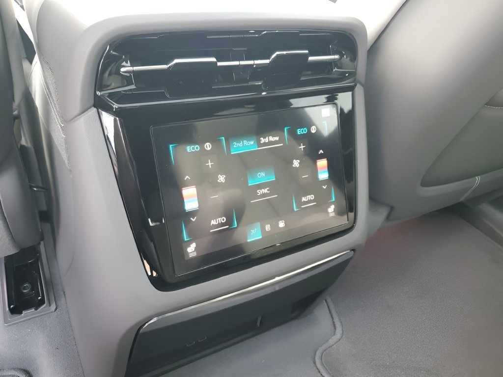 New 2026 Cadillac Escalade IQL Luxury AWD/4WD image 27