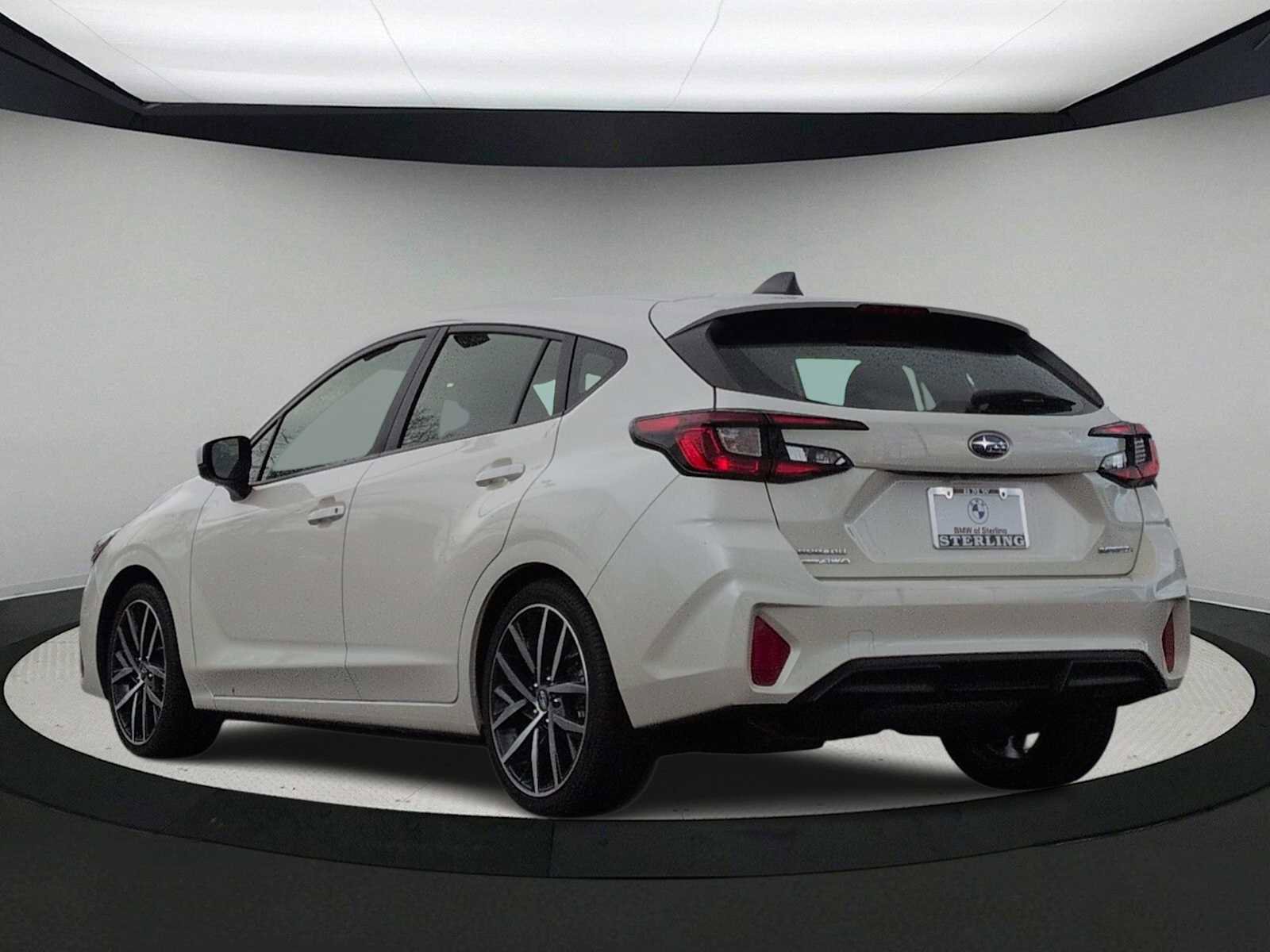 Used 2024 Subaru Impreza 2.0i Sport image 6