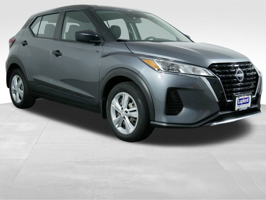 Used 2023 Nissan Kicks S FWD video 2