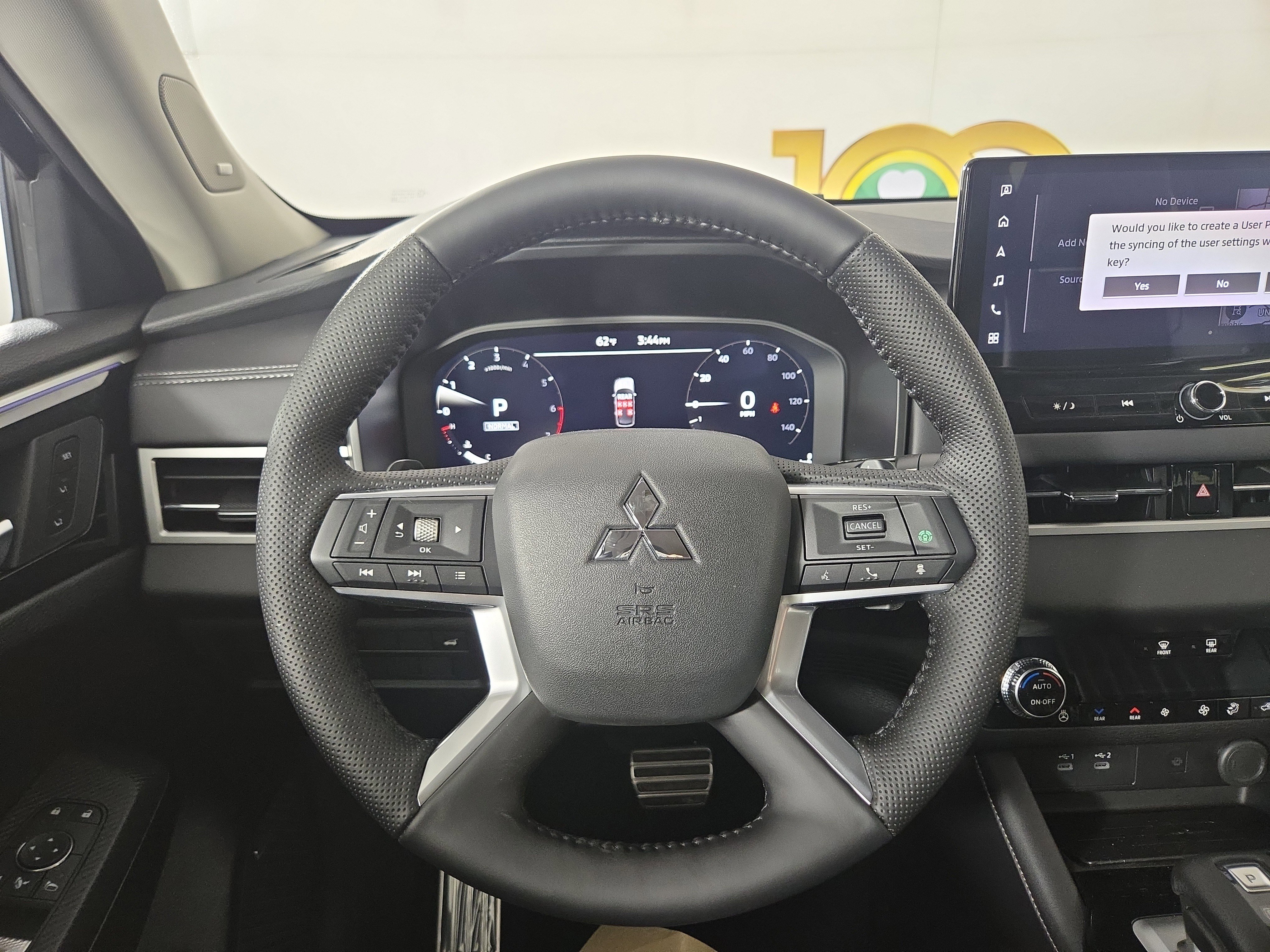 New 2026 Mitsubishi Outlander SEL image 14