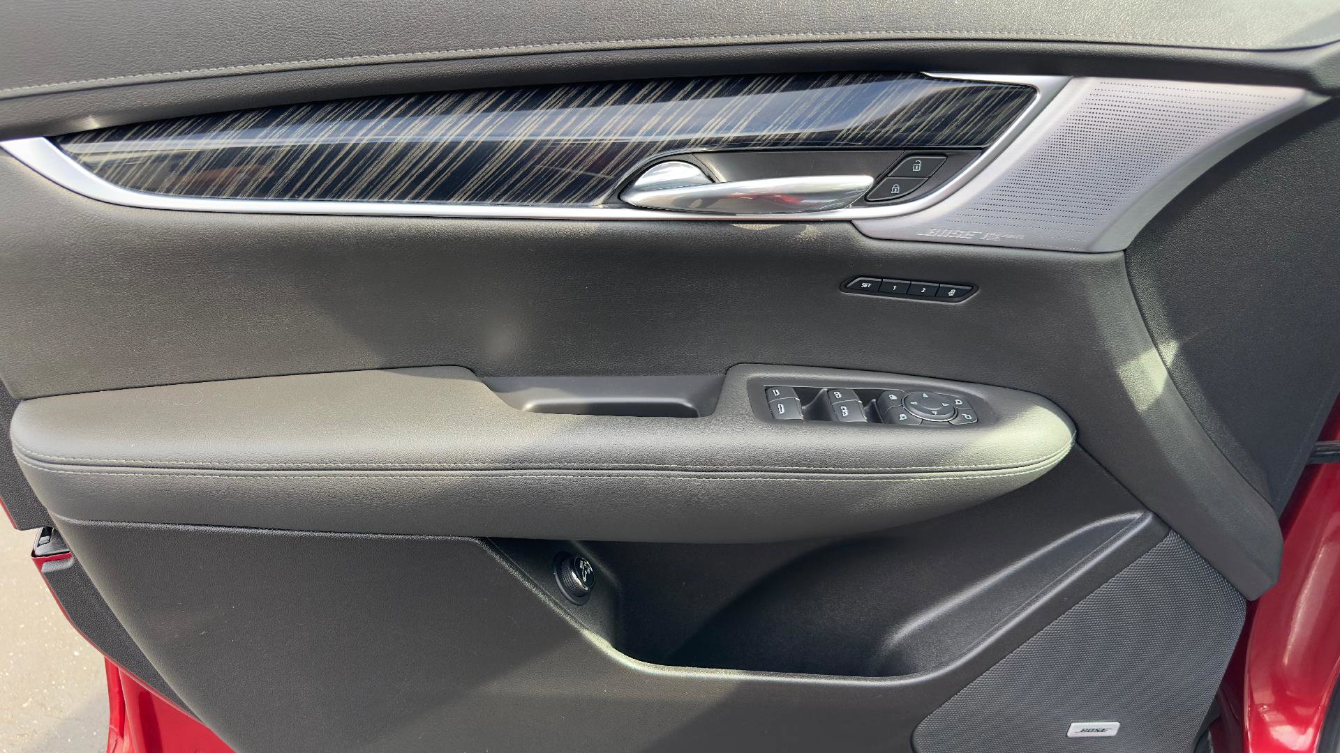 Certified 2024 Cadillac XT6 Premium Luxury image 16