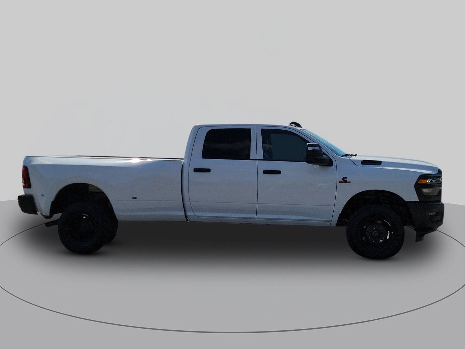 New 2027 RAM 3500 Tradesman AWD/4WD image 2