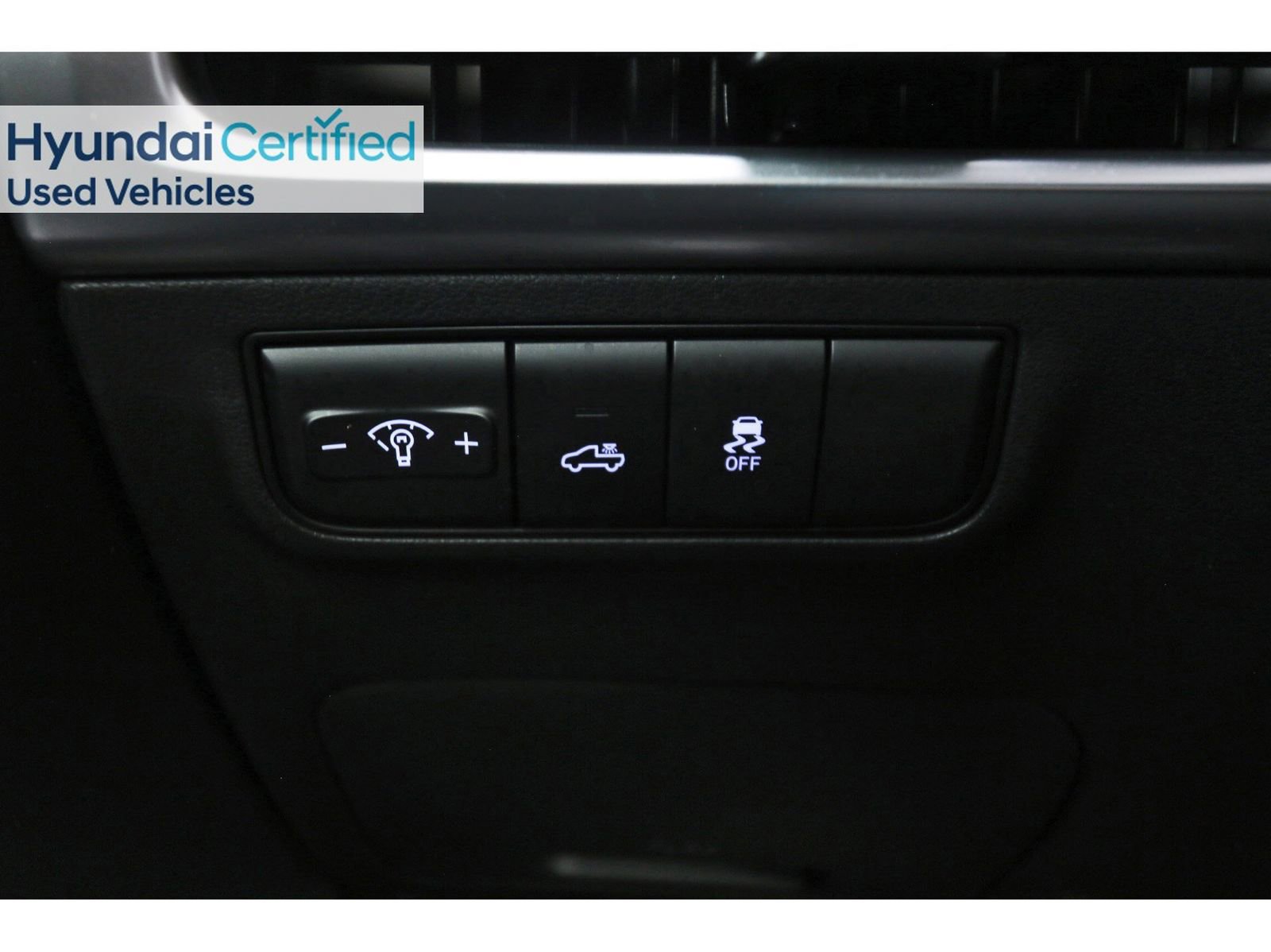 Certified 2025 Hyundai Santa Cruz SE image 22