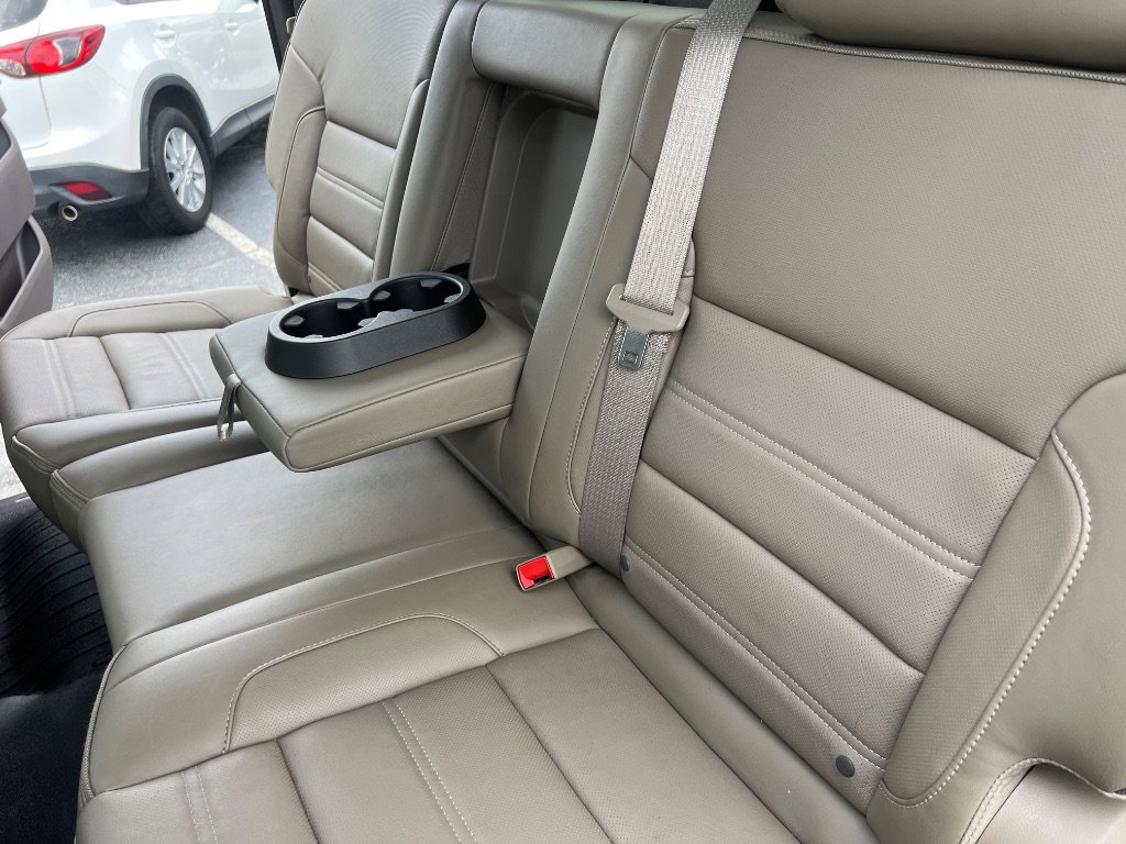 Used 2015 GMC Sierra 2500 Denali w/ Driver Alert Package AWD/4WD image 39
