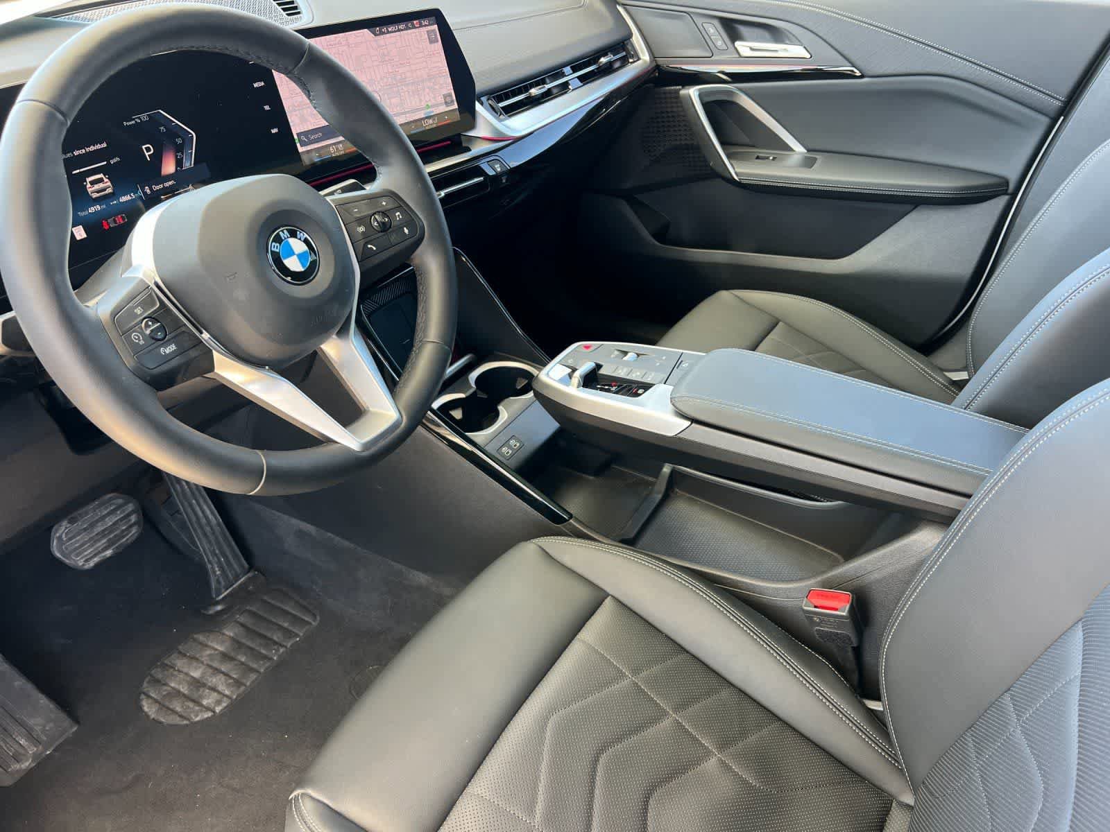 Used 2026 BMW X2 xDrive28i AWD/4WD image 12