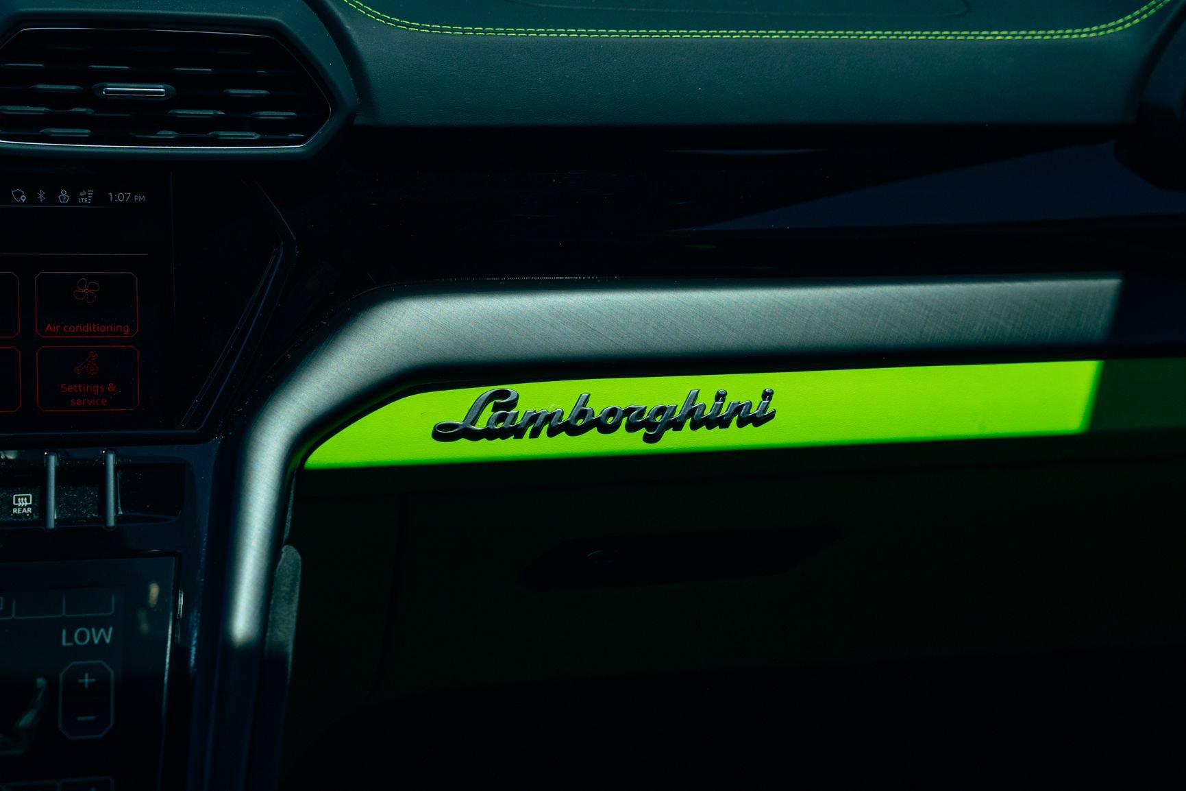 Used 2024 Lamborghini Urus S AWD/4WD image 34