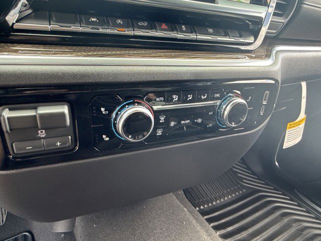 New 2026 GMC Sierra 1500 Elevation image 16