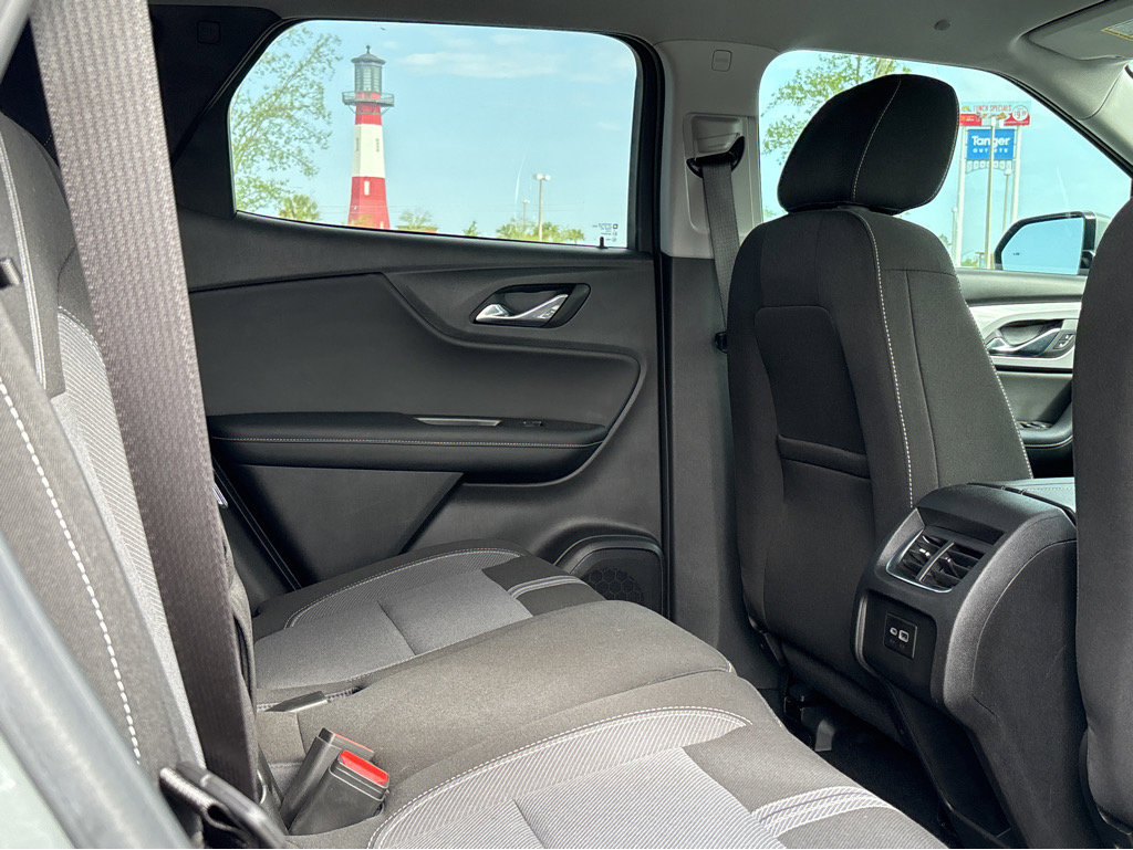 New 2025 Chevrolet Blazer LT w/ Convenience Package FWD image 8
