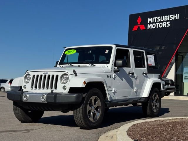 Used 2017 Jeep Wrangler Unlimited Sahara w/ Connectivity Group image 6
