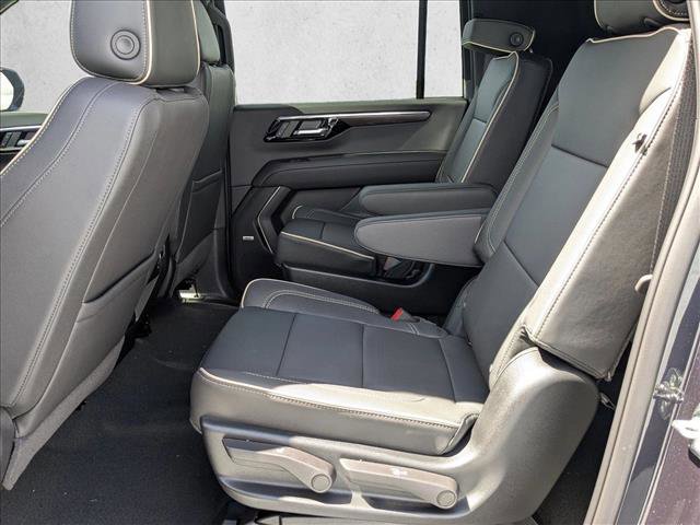 New 2026 Chevrolet Suburban Premier image 14
