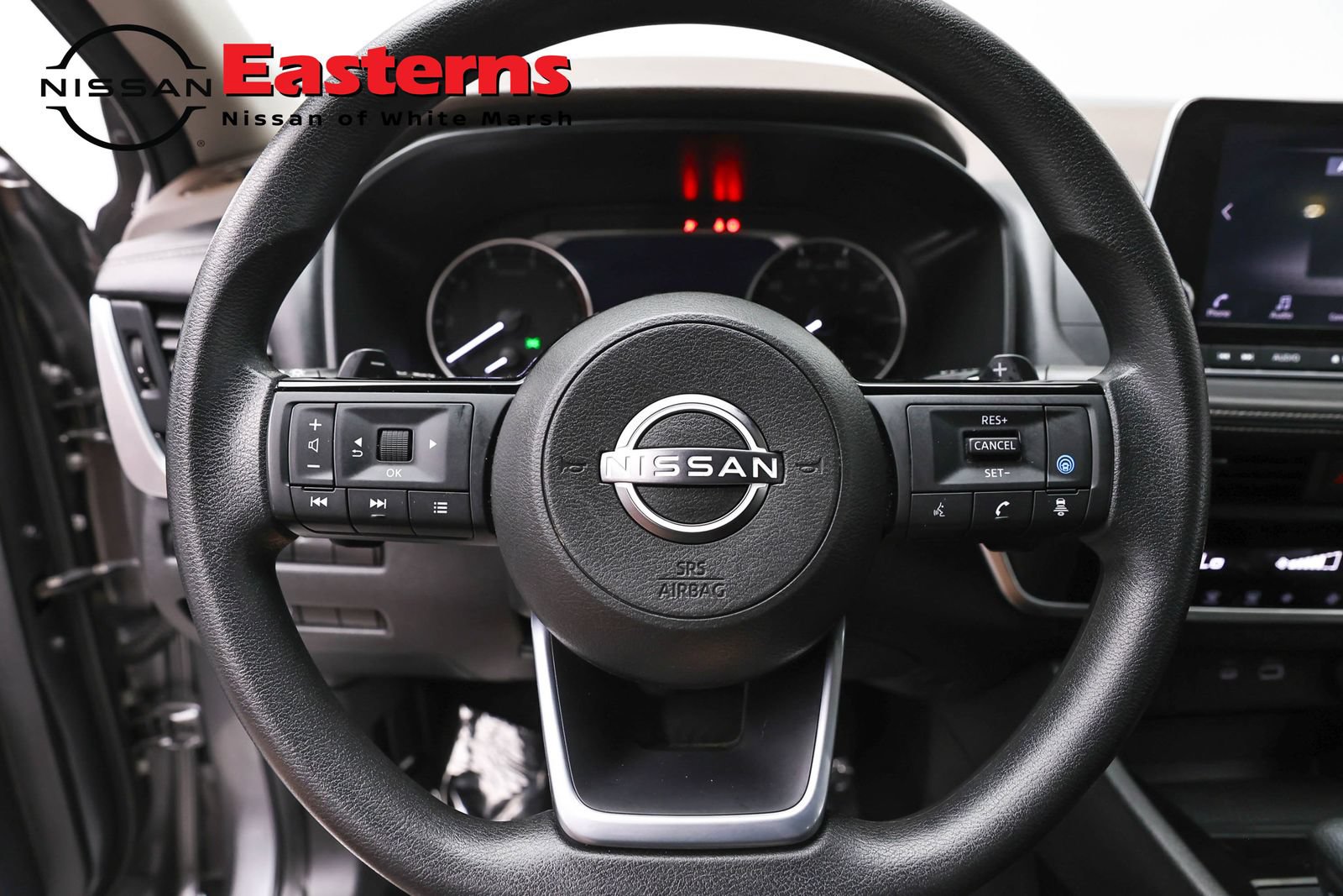Used 2023 Nissan Rogue SV AWD/4WD image 10