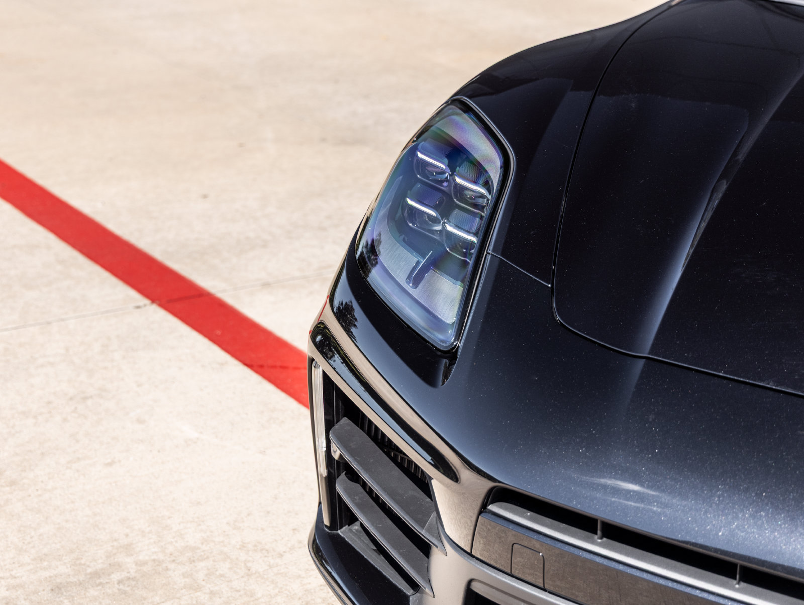 Certified 2025 Porsche Panamera image 18