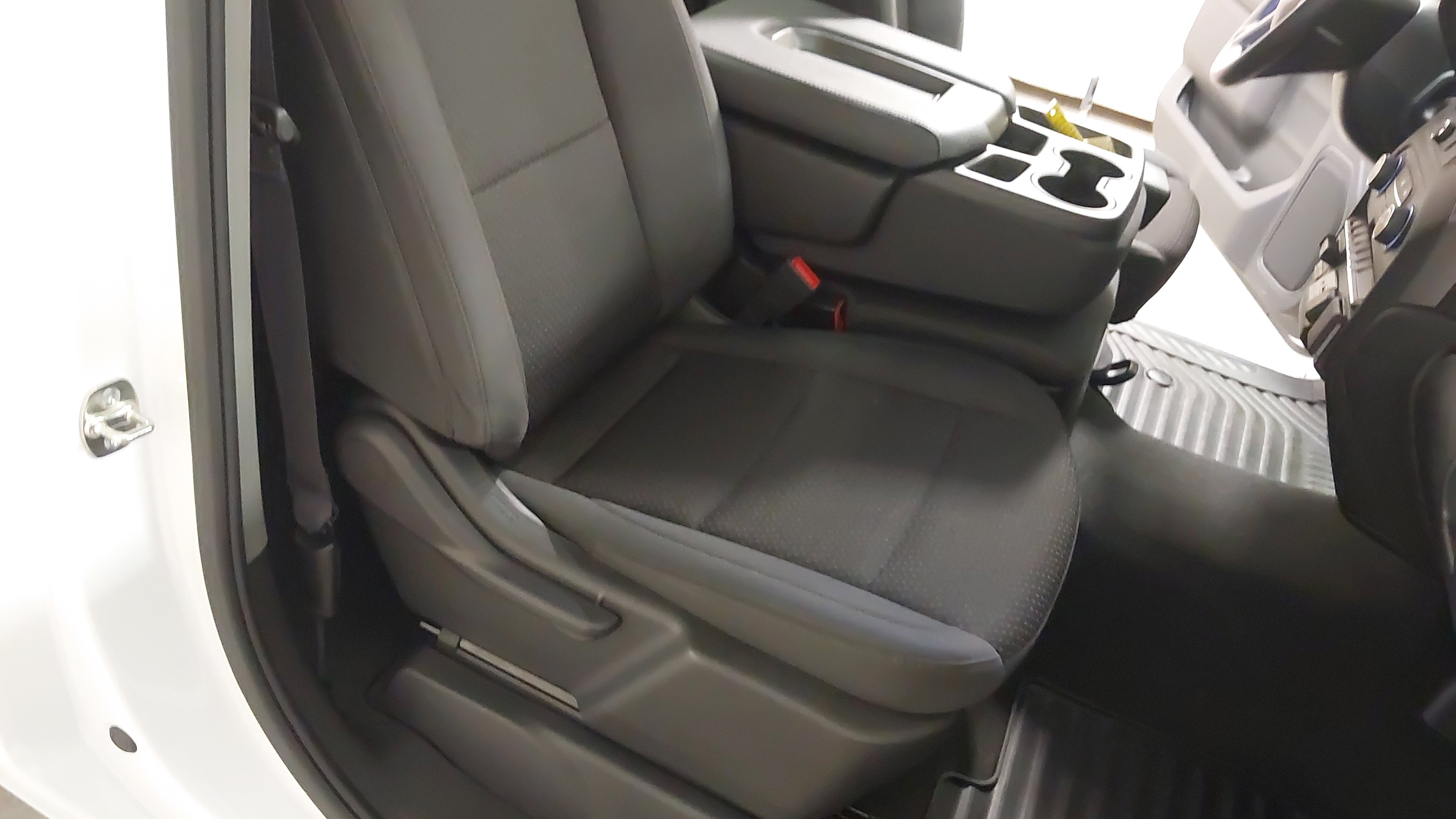 Used 2026 Chevrolet Silverado 2500 W/T w/ WT/CX Safety Package AWD/4WD image 28