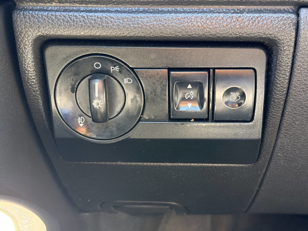 Used 2010 Ford Fusion Sport FWD image 64