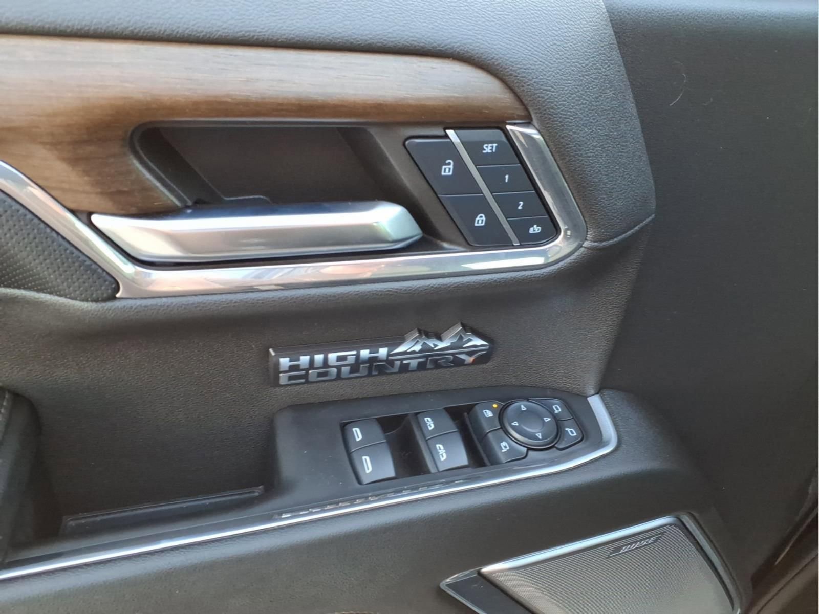 Used 2024 Chevrolet Silverado 1500 High Country w/ Midnight Edition image 18