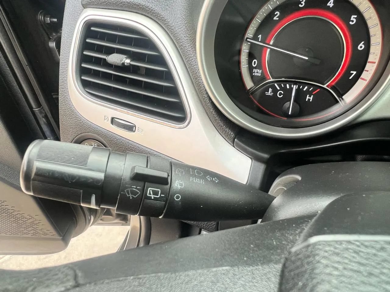 Used 2015 Dodge Journey SXT w/ Flexible Seating Group FWD image 17