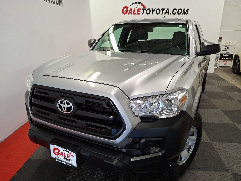 Used 2016 Toyota Tacoma SR RWD image 3