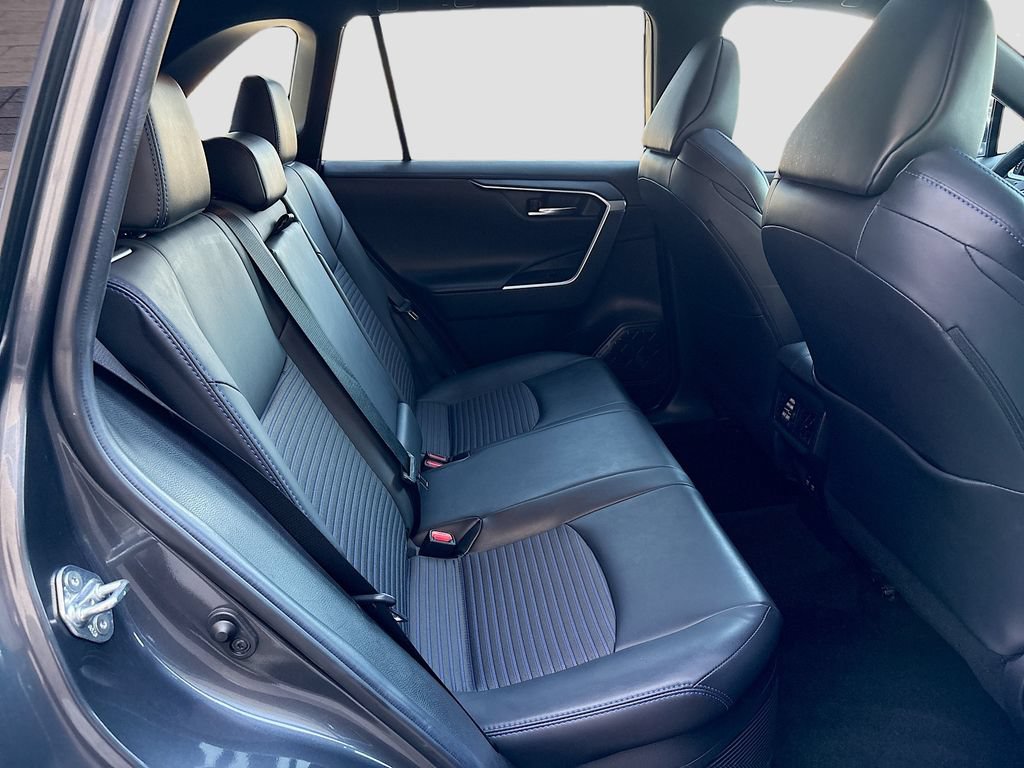 Used 2020 Toyota RAV4 XSE w/ XSE Grade Weather Package AWD/4WD image 22
