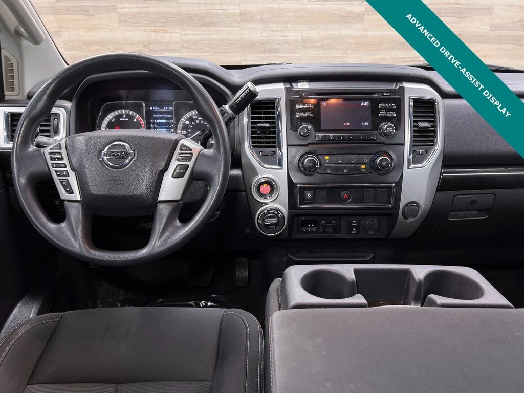 Used 2018 Nissan Titan SV image 2