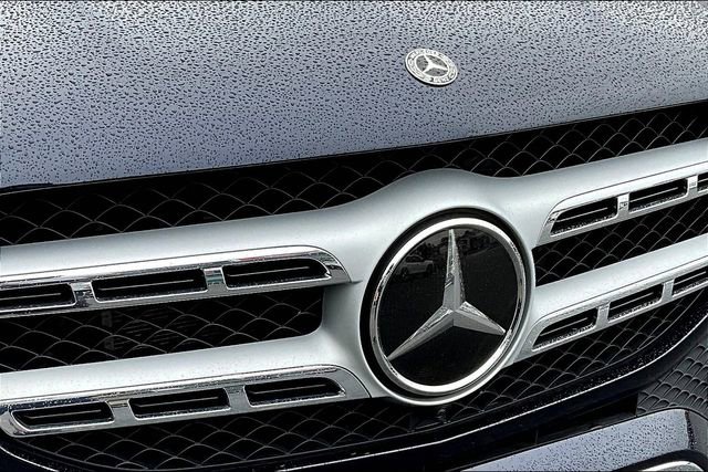 Used 2021 Mercedes-Benz GLS 450 4MATIC image 28