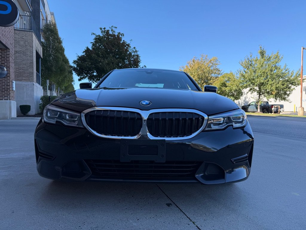 Used 2021 BMW 330i xDrive Sedan w/ Premium Package AWD/4WD image 2