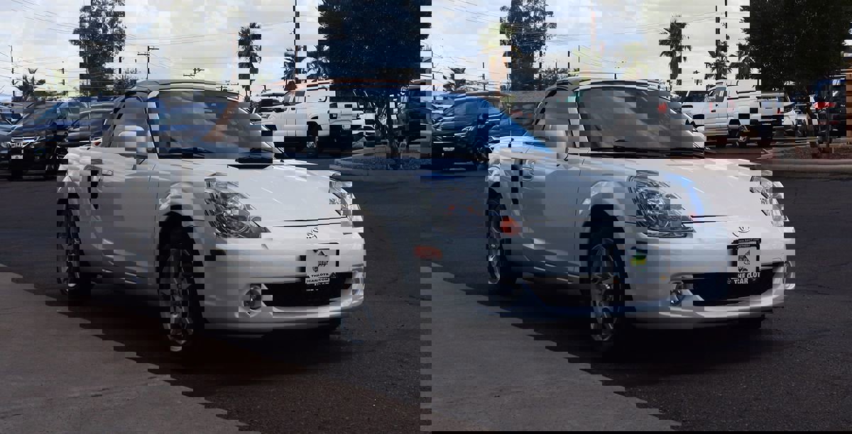 Used 2004 Toyota MR2 image 14