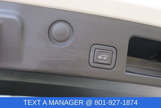 Used 2026 GMC Terrain Elevation w/ Elevation Premium Package image 13