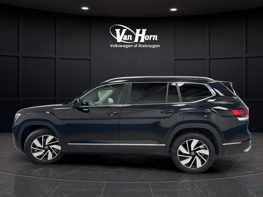 Used 2025 Volkswagen Atlas SEL AWD/4WD image 4