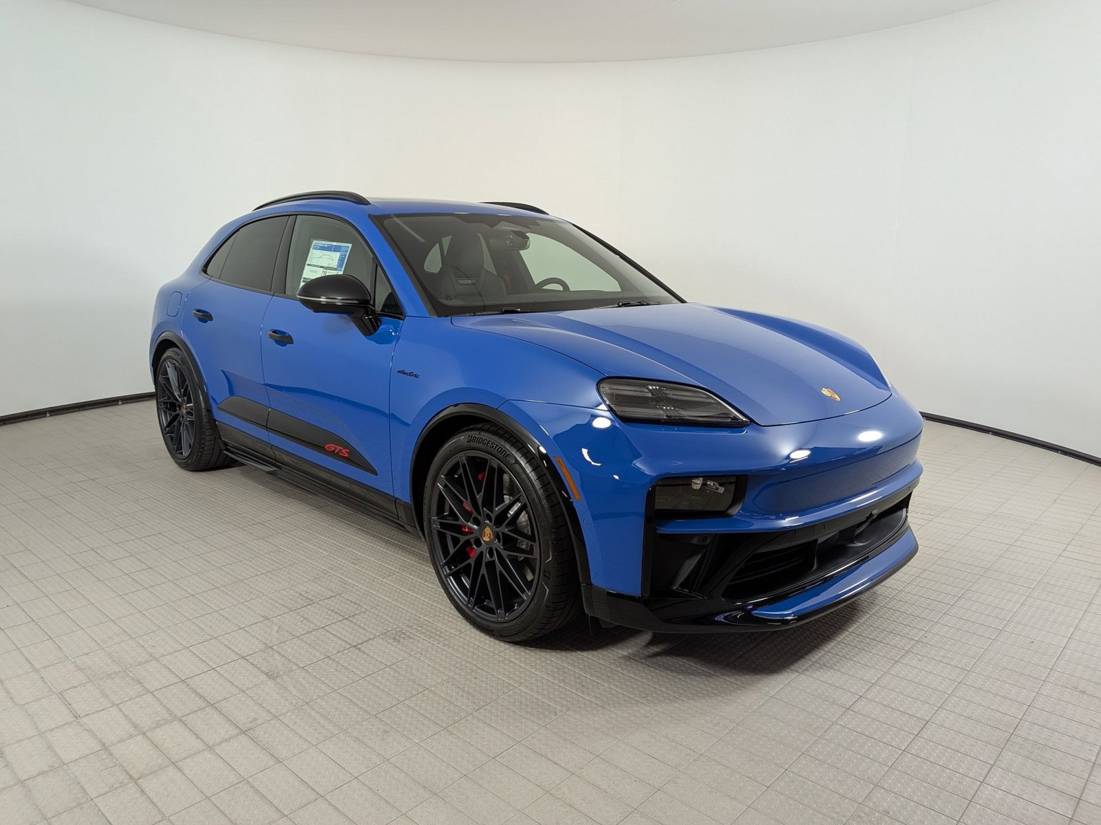New 2026 Porsche Macan GTS Electric AWD/4WD image 7