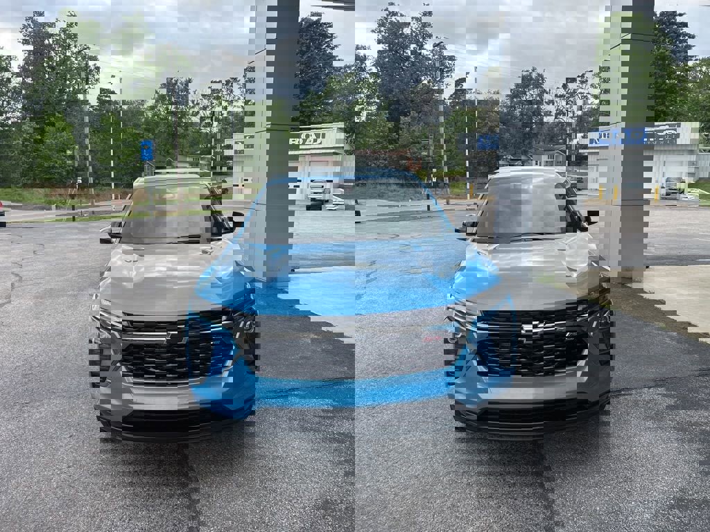 New 2026 Chevrolet Trax RS image 2