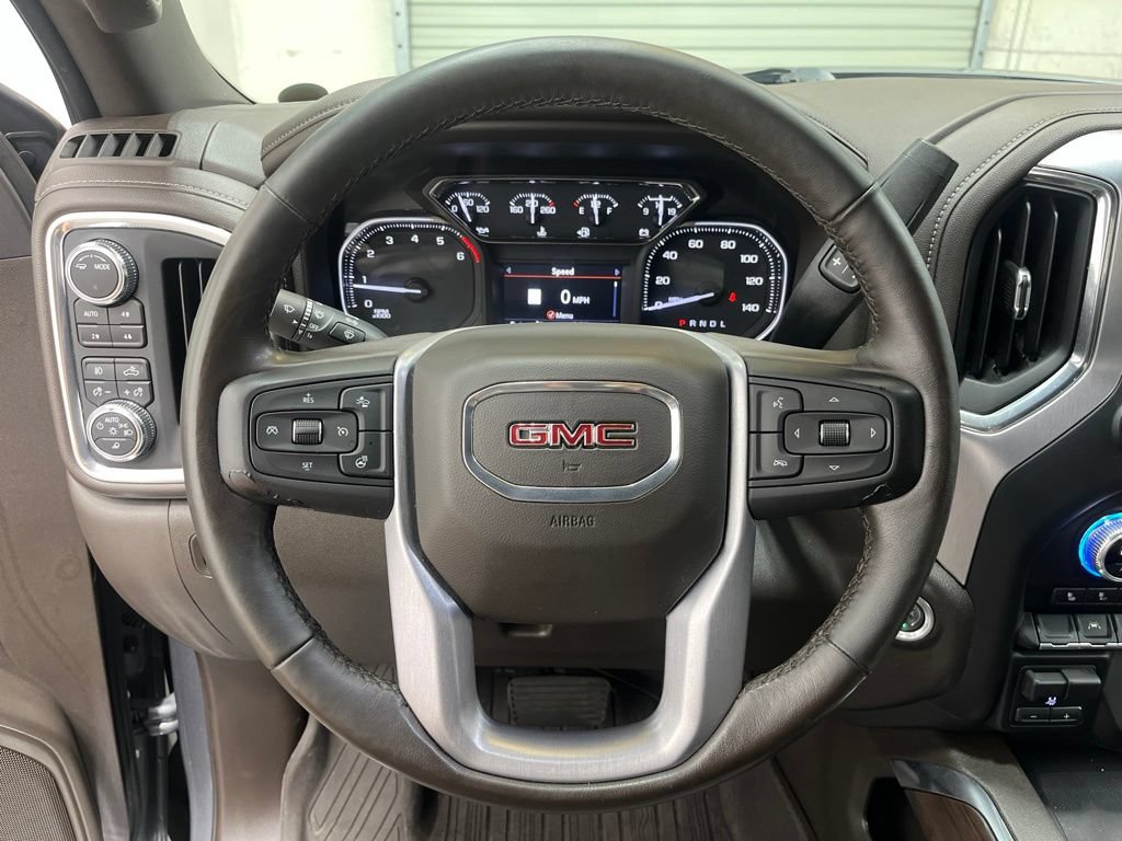 Used 2022 GMC Sierra 1500 SLT w/ SLT Premium Plus Package AWD/4WD image 17