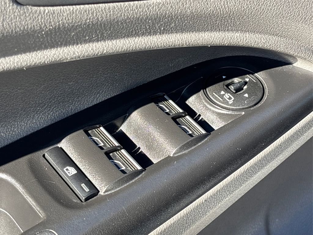 Used 2020 Ford Transit Connect XL image 31