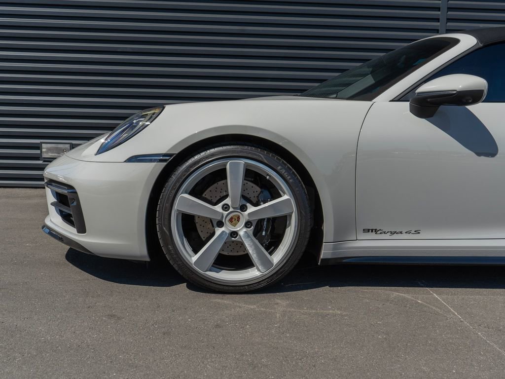 Used 2024 Porsche 911 Targa 4S image 12
