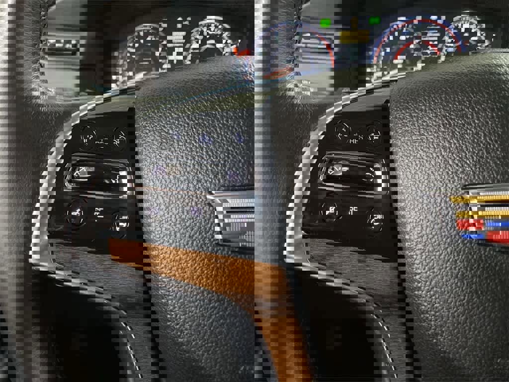 Used 2015 Cadillac Escalade Luxury image 20