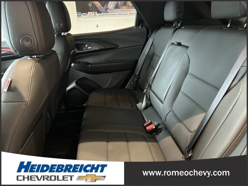 Used 2024 Chevrolet TrailBlazer RS w/ Driver Confidence Package AWD/4WD image 12