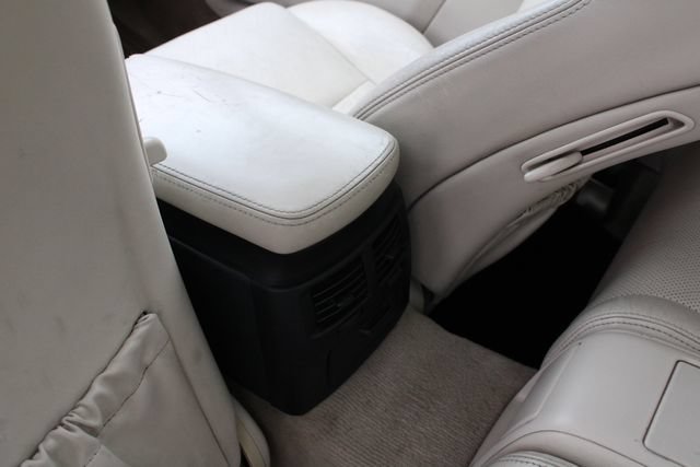 Used 2010 Lexus IS 350C RWD image 23