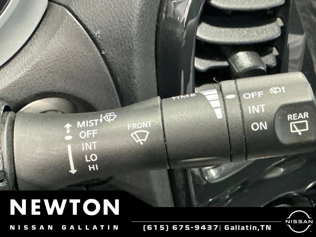 Used 2014 Nissan Juke SV w/ Navigation Package FWD image 30