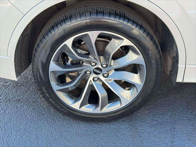 Used 2022 Lincoln Aviator Grand Touring w/ Elements Package Plus AWD/4WD image 10