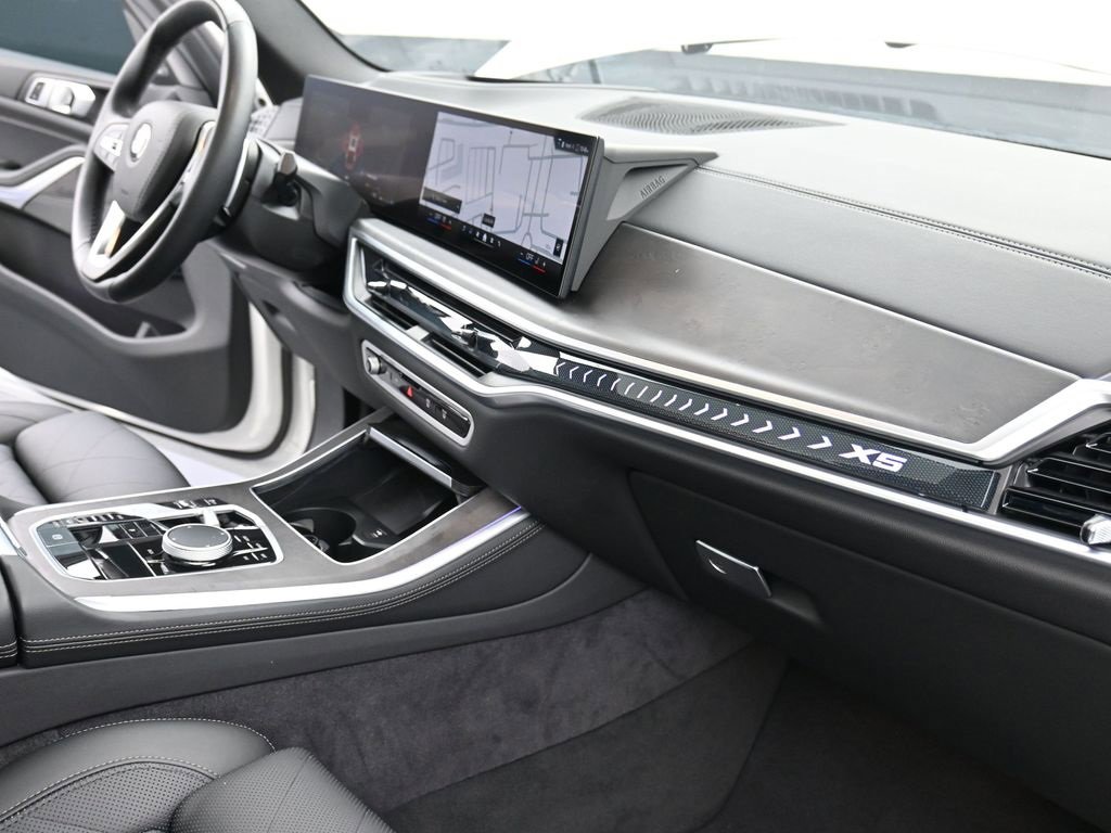 Used 2025 BMW X5 xDrive40i image 20