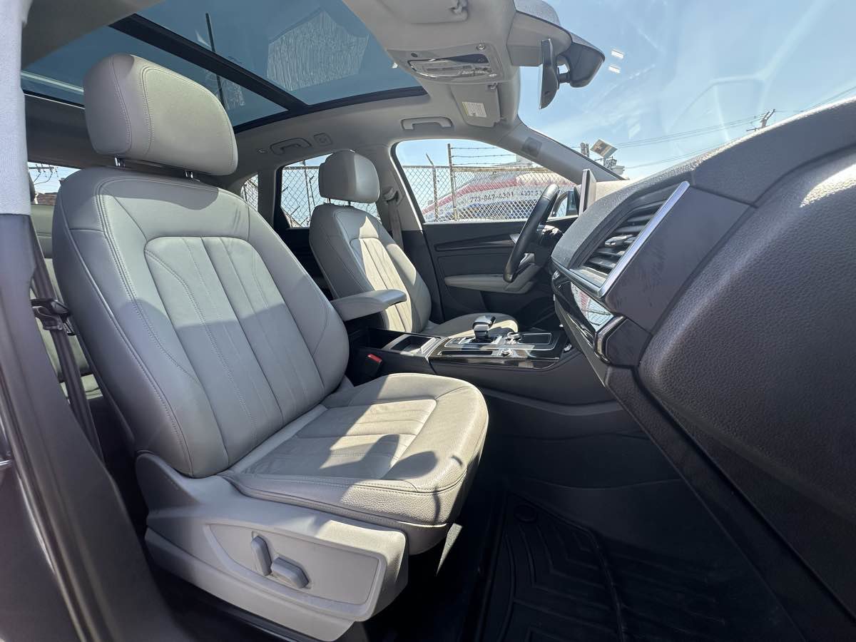 Used 2018 Audi Q5 Prestige AWD/4WD image 31